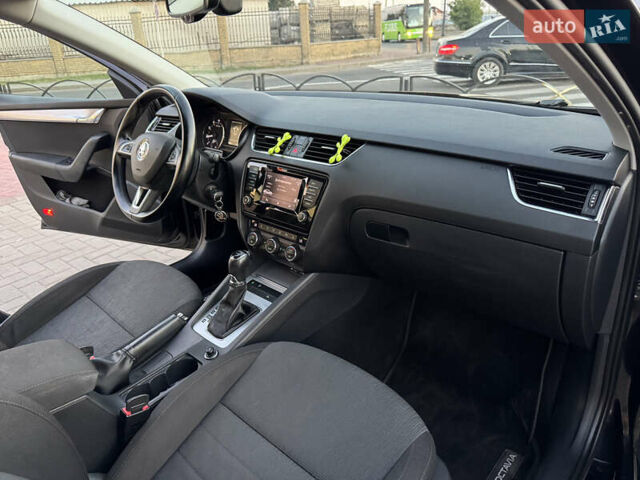 Черный Шкода Октавия, объемом двигателя 1.8 л и пробегом 244 тыс. км за 10999 $, фото 16 на Automoto.ua