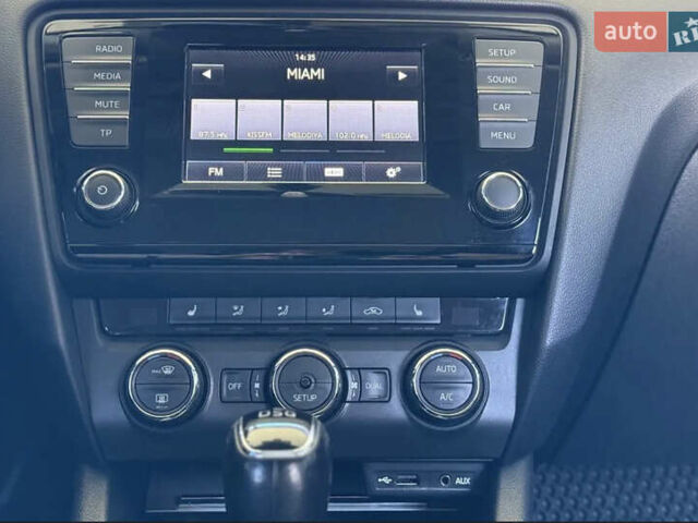 Черный Шкода Октавия, объемом двигателя 1.4 л и пробегом 186 тыс. км за 10000 $, фото 6 на Automoto.ua