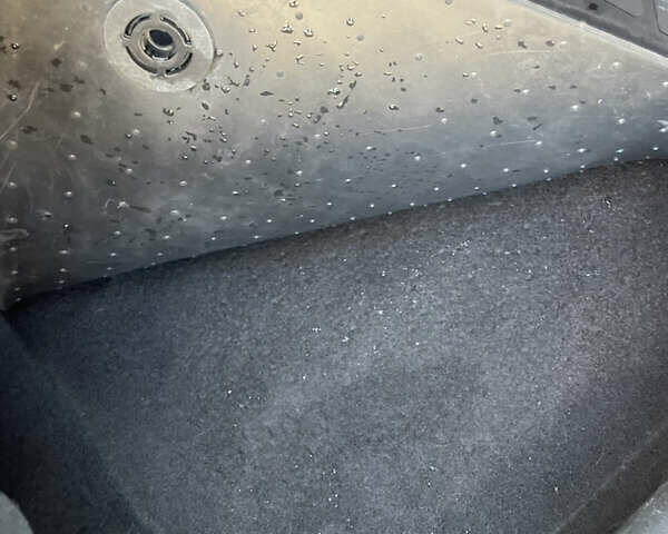 Черный Шкода Октавия, объемом двигателя 1.6 л и пробегом 270 тыс. км за 9600 $, фото 25 на Automoto.ua