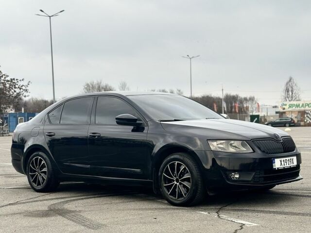 Чорний Шкода Октавія, об'ємом двигуна 1.8 л та пробігом 212 тис. км за 10500 $, фото 2 на Automoto.ua