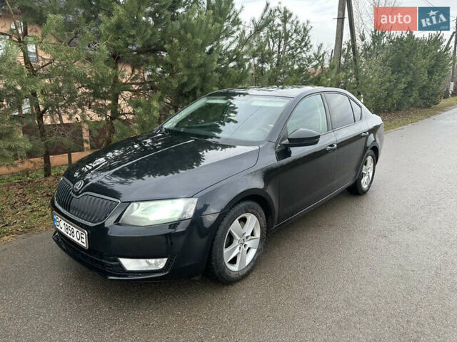 Чорний Шкода Октавія, об'ємом двигуна 1.2 л та пробігом 216 тис. км за 7800 $, фото 3 на Automoto.ua