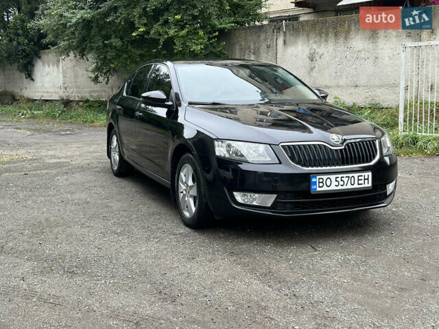 Черный Шкода Октавия, объемом двигателя 1.2 л и пробегом 267 тыс. км за 8500 $, фото 10 на Automoto.ua