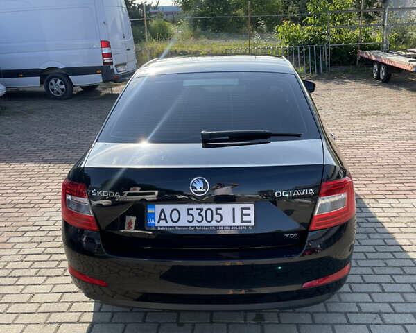 Черный Шкода Октавия, объемом двигателя 1.6 л и пробегом 270 тыс. км за 9600 $, фото 13 на Automoto.ua