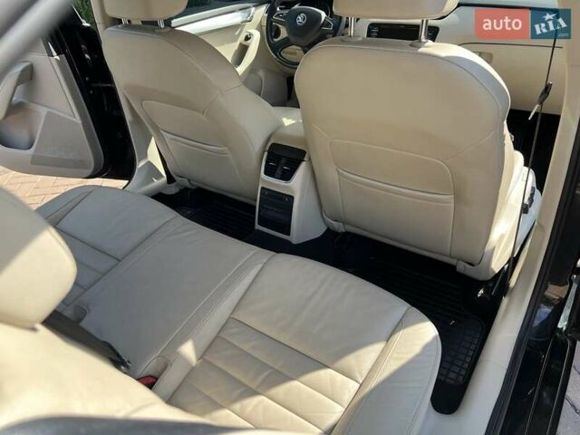 Черный Шкода Октавия, объемом двигателя 1.97 л и пробегом 220 тыс. км за 12300 $, фото 13 на Automoto.ua