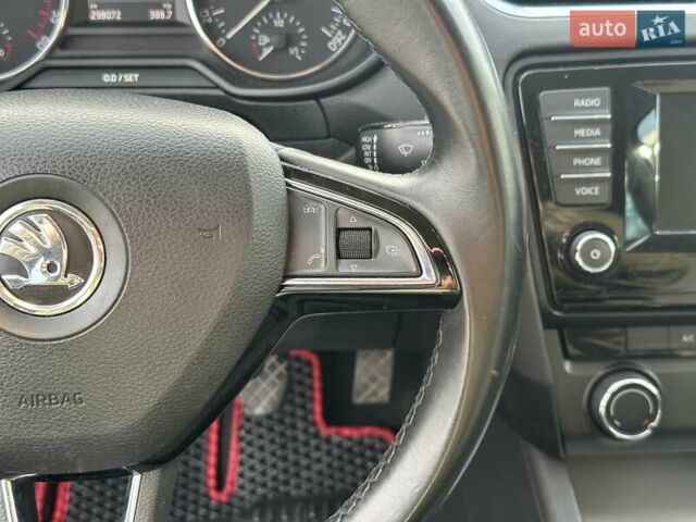 Черный Шкода Октавия, объемом двигателя 1.6 л и пробегом 300 тыс. км за 9790 $, фото 20 на Automoto.ua