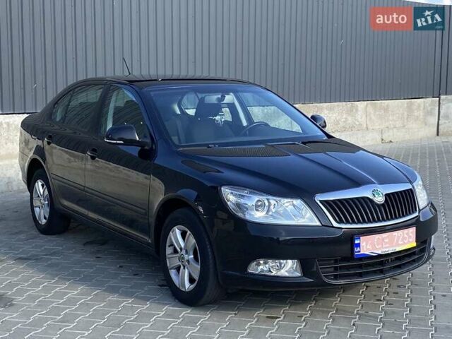 Черный Шкода Октавия, объемом двигателя 1.4 л и пробегом 232 тыс. км за 7600 $, фото 5 на Automoto.ua