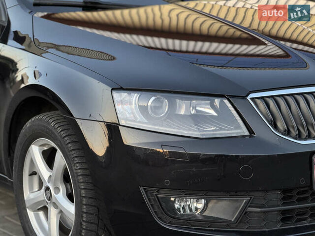 Черный Шкода Октавия, объемом двигателя 1.8 л и пробегом 244 тыс. км за 10999 $, фото 8 на Automoto.ua