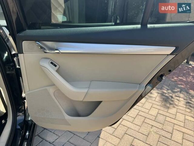 Черный Шкода Октавия, объемом двигателя 1.97 л и пробегом 220 тыс. км за 12300 $, фото 8 на Automoto.ua