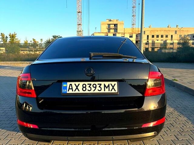 Черный Шкода Октавия, объемом двигателя 1.8 л и пробегом 152 тыс. км за 12300 $, фото 2 на Automoto.ua