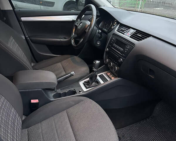Чорний Шкода Октавія, об'ємом двигуна 1.4 л та пробігом 165 тис. км за 8900 $, фото 11 на Automoto.ua