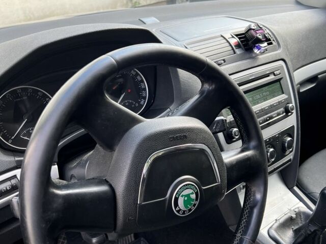 Чорний Шкода Октавія, об'ємом двигуна 1.9 л та пробігом 400 тис. км за 8500 $, фото 2 на Automoto.ua