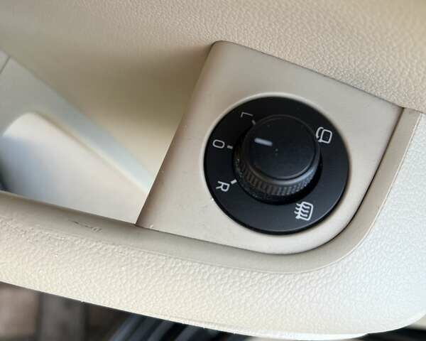 Черный Шкода Октавия, объемом двигателя 1.97 л и пробегом 220 тыс. км за 12300 $, фото 22 на Automoto.ua