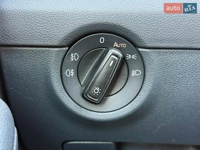 Черный Шкода Октавия, объемом двигателя 1.8 л и пробегом 150 тыс. км за 12700 $, фото 20 на Automoto.ua