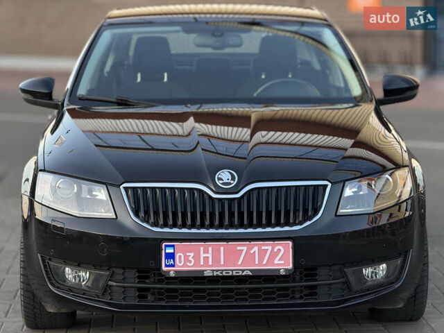 Черный Шкода Октавия, объемом двигателя 1.8 л и пробегом 244 тыс. км за 10999 $, фото 4 на Automoto.ua