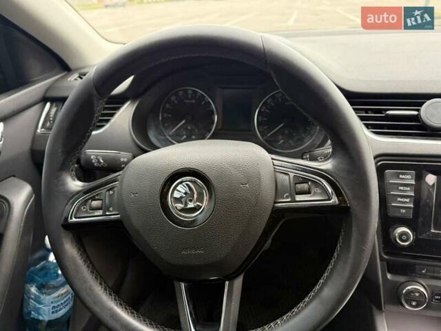 Черный Шкода Октавия, объемом двигателя 1.97 л и пробегом 226 тыс. км за 11500 $, фото 22 на Automoto.ua