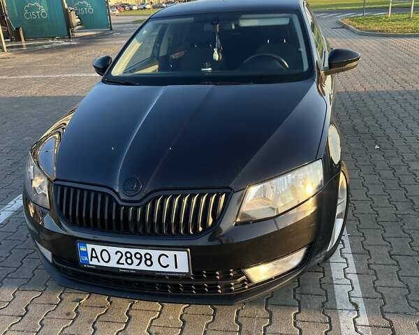 Чорний Шкода Октавія, об'ємом двигуна 1.6 л та пробігом 231 тис. км за 9700 $, фото 9 на Automoto.ua