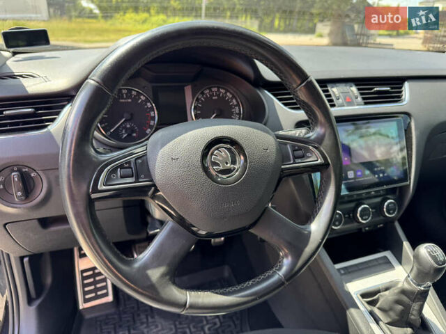 Шкода Октавия 2014 в Борисполе на Automoto.ua Черный Шкода Октавия, объемом двигателя 1.97 л и пробегом 218 тыс. км за 12500 $, фото 20 на Automoto.ua