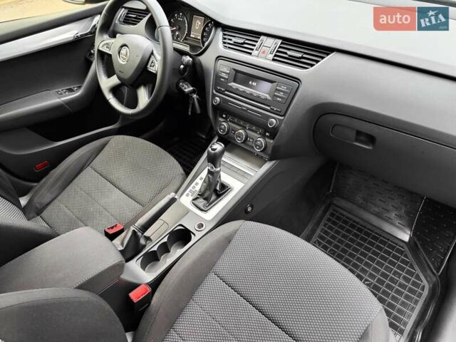 Черный Шкода Октавия, объемом двигателя 1.4 л и пробегом 252 тыс. км за 9990 $, фото 46 на Automoto.ua