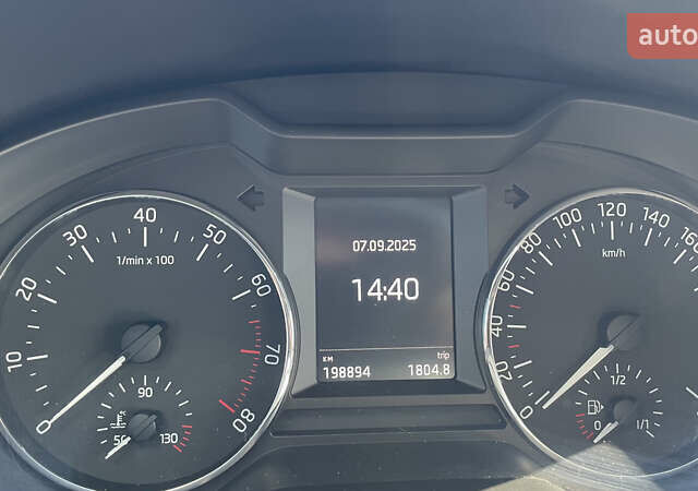 Черный Шкода Октавия, объемом двигателя 1.8 л и пробегом 198 тыс. км за 11900 $, фото 46 на Automoto.ua