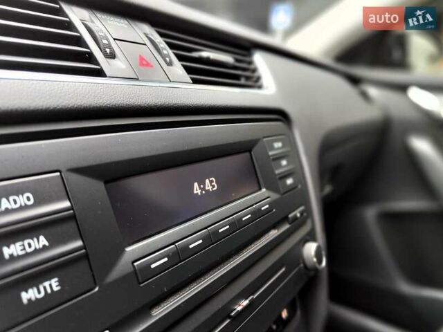 Черный Шкода Октавия, объемом двигателя 1.4 л и пробегом 252 тыс. км за 9990 $, фото 36 на Automoto.ua