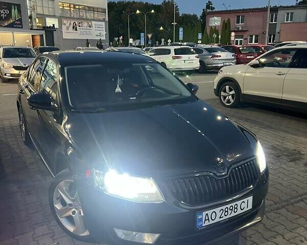 Чорний Шкода Октавія, об'ємом двигуна 1.6 л та пробігом 231 тис. км за 9700 $, фото 18 на Automoto.ua