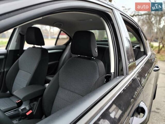 Чорний Шкода Октавія, об'ємом двигуна 1.4 л та пробігом 252 тис. км за 9990 $, фото 5 на Automoto.ua