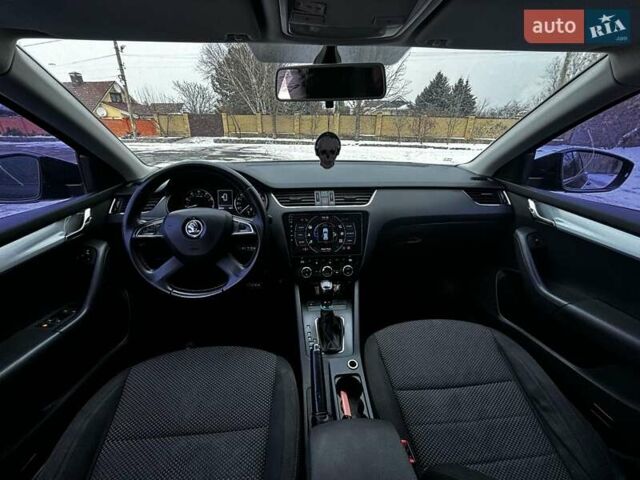 Черный Шкода Октавия, объемом двигателя 1.8 л и пробегом 205 тыс. км за 10500 $, фото 7 на Automoto.ua