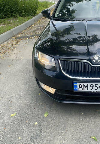 Шкода Октавия 2014 в Житомире на Automoto.ua Черный Шкода Октавия, объемом двигателя 1.6 л и пробегом 237 тыс. км за 11000 $, фото 2 на Automoto.ua