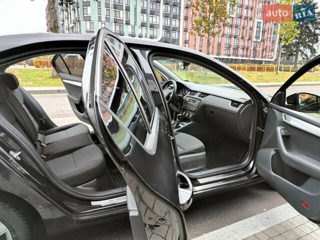 Черный Шкода Октавия, объемом двигателя 1.4 л и пробегом 252 тыс. км за 9990 $, фото 20 на Automoto.ua