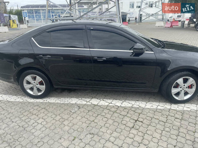 Черный Шкода Октавия, объемом двигателя 1.6 л и пробегом 311 тыс. км за 11000 $, фото 4 на Automoto.ua