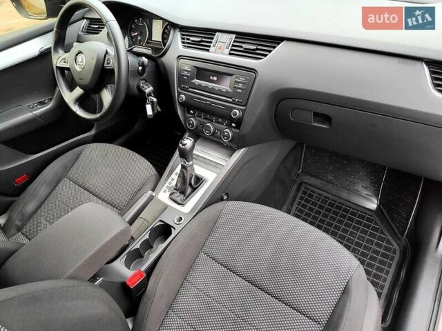 Чорний Шкода Октавія, об'ємом двигуна 1.4 л та пробігом 252 тис. км за 9990 $, фото 48 на Automoto.ua