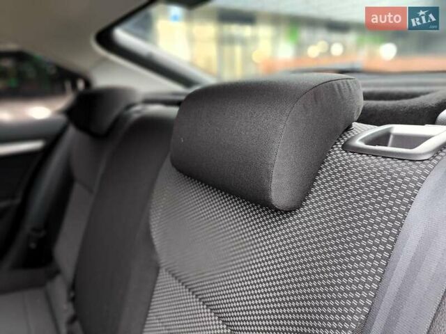 Черный Шкода Октавия, объемом двигателя 1.4 л и пробегом 252 тыс. км за 9990 $, фото 43 на Automoto.ua