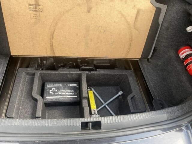 Черный Шкода Октавия, объемом двигателя 1.6 л и пробегом 237 тыс. км за 10900 $, фото 23 на Automoto.ua