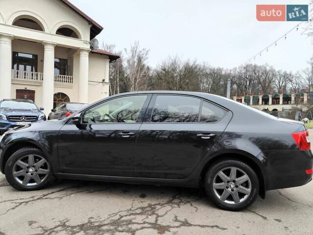 Чорний Шкода Октавія, об'ємом двигуна 1.4 л та пробігом 252 тис. км за 9990 $, фото 6 на Automoto.ua