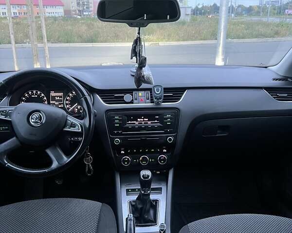 Чорний Шкода Октавія, об'ємом двигуна 1.6 л та пробігом 231 тис. км за 9700 $, фото 21 на Automoto.ua