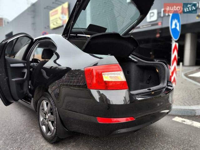 Черный Шкода Октавия, объемом двигателя 1.4 л и пробегом 252 тыс. км за 9990 $, фото 12 на Automoto.ua
