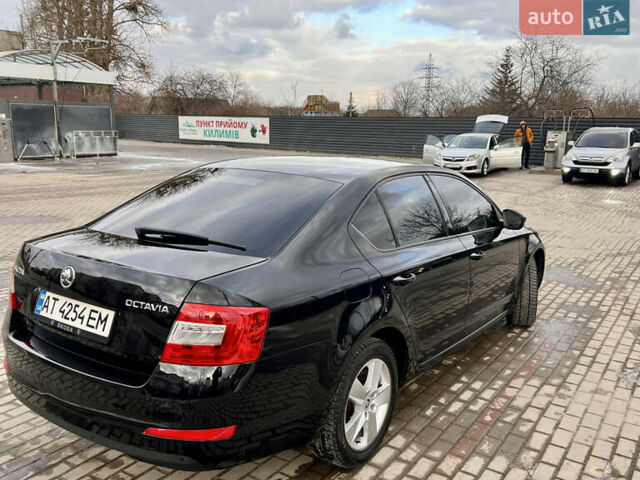 Черный Шкода Октавия, объемом двигателя 1.2 л и пробегом 199 тыс. км за 8000 $, фото 5 на Automoto.ua