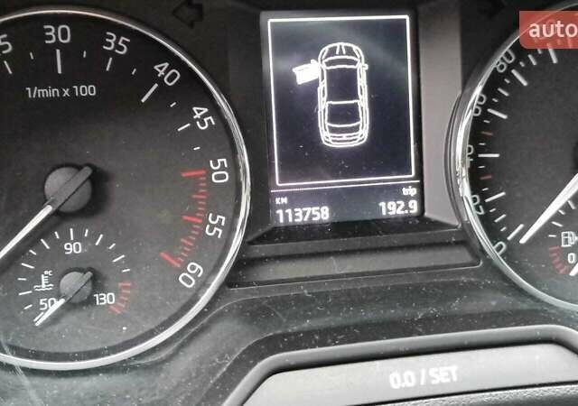 Черный Шкода Октавия, объемом двигателя 1.97 л и пробегом 113 тыс. км за 15500 $, фото 7 на Automoto.ua