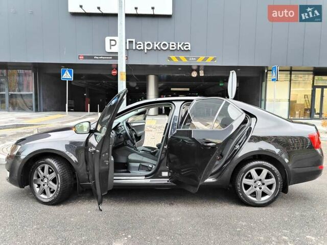 Черный Шкода Октавия, объемом двигателя 1.4 л и пробегом 252 тыс. км за 9990 $, фото 8 на Automoto.ua