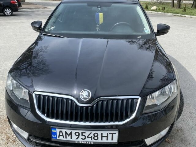 Черный Шкода Октавия, объемом двигателя 1.6 л и пробегом 237 тыс. км за 10900 $, фото 8 на Automoto.ua