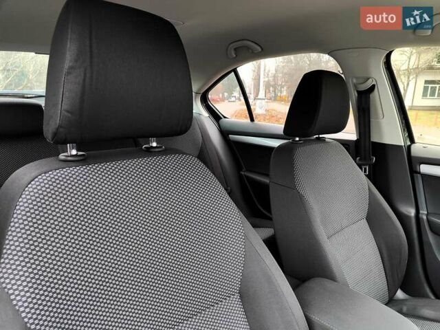 Чорний Шкода Октавія, об'ємом двигуна 1.4 л та пробігом 252 тис. км за 9990 $, фото 53 на Automoto.ua