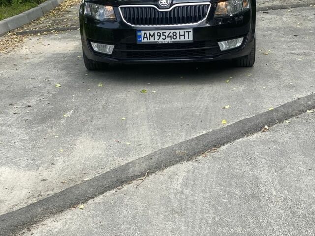 Черный Шкода Октавия, объемом двигателя 1.6 л и пробегом 237 тыс. км за 10900 $, фото 1 на Automoto.ua