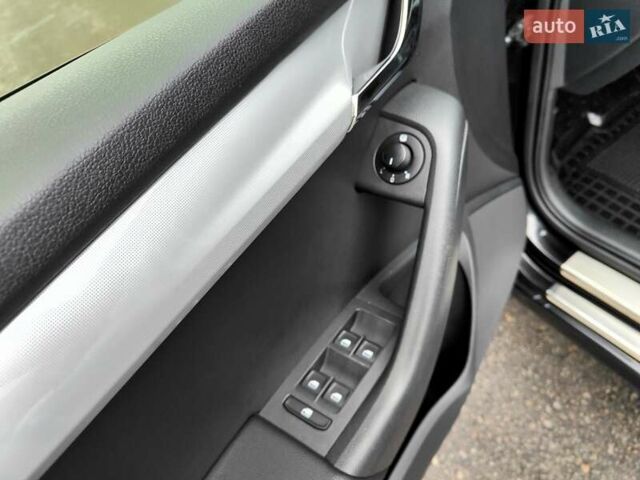 Черный Шкода Октавия, объемом двигателя 1.4 л и пробегом 252 тыс. км за 9990 $, фото 31 на Automoto.ua