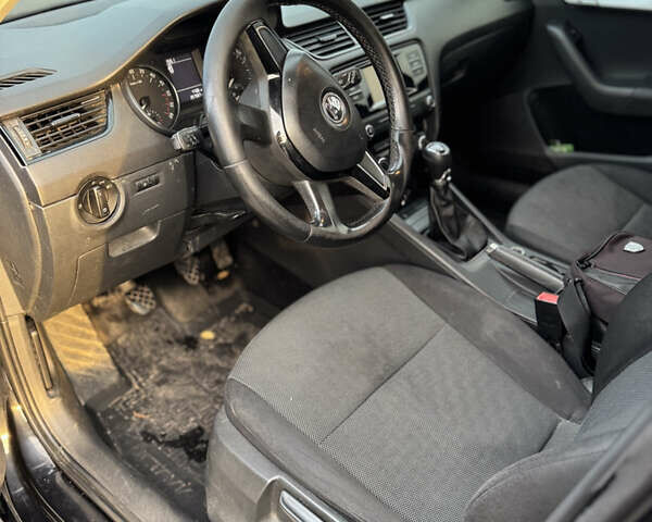 Шкода Октавія 2015 у Сумах на Automoto.ua Чорний Шкода Октавія, об'ємом двигуна 1.6 л та пробігом 258 тис. км за 8350 $, фото 9 на Automoto.ua