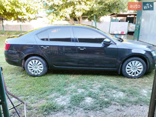 Черный Шкода Октавия, объемом двигателя 1.4 л и пробегом 190 тыс. км за 8800 $, фото 6 на Automoto.ua