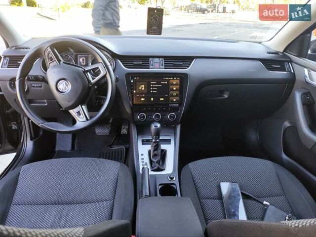 Шкода Октавія 2015 у Миколаєві на Automoto.ua Чорний Шкода Октавія, об'ємом двигуна 1.4 л та пробігом 131 тис. км за 11600 $, фото 12 на Automoto.ua