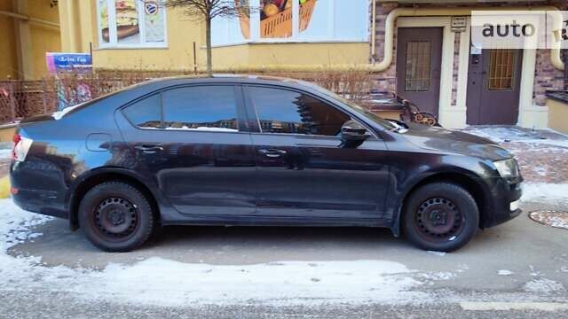 Черный Шкода Октавия, объемом двигателя 1.4 л и пробегом 190 тыс. км за 8800 $, фото 2 на Automoto.ua