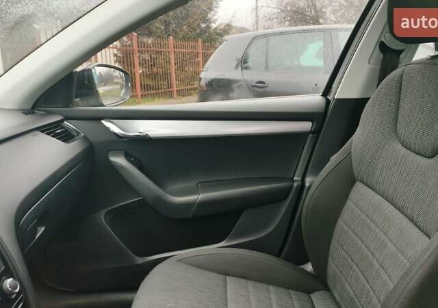 Черный Шкода Октавия, объемом двигателя 1.4 л и пробегом 221 тыс. км за 10900 $, фото 40 на Automoto.ua