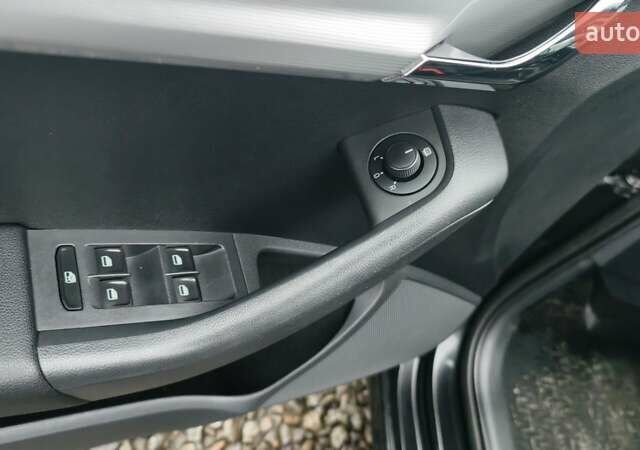 Черный Шкода Октавия, объемом двигателя 1.4 л и пробегом 221 тыс. км за 10900 $, фото 47 на Automoto.ua