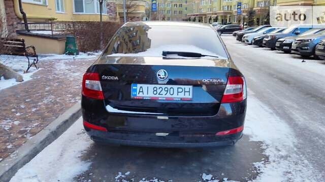 Черный Шкода Октавия, объемом двигателя 1.4 л и пробегом 190 тыс. км за 8800 $, фото 1 на Automoto.ua